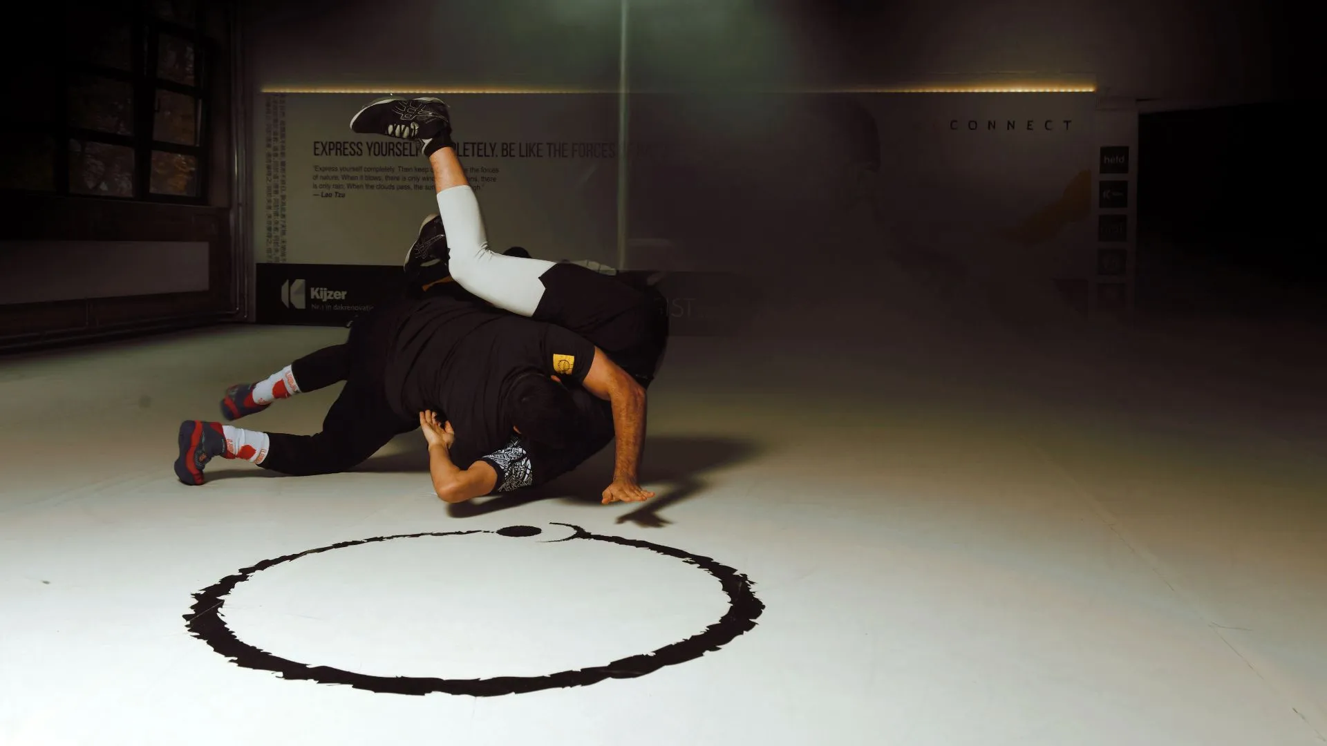 Wrestling training bij Reconnect Academy in Aalst